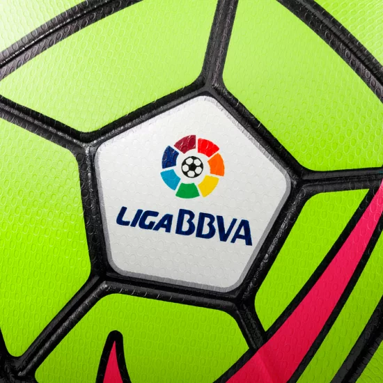 el balon de la liga 2016.webp